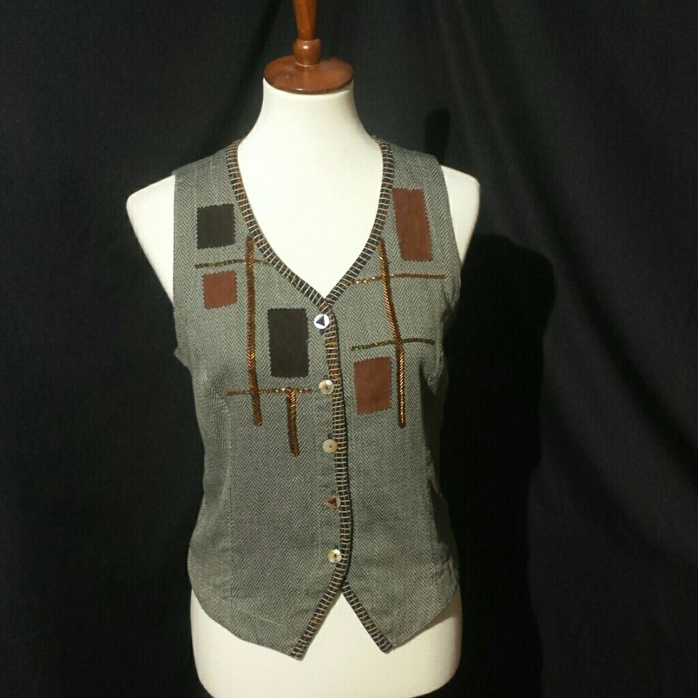 💕FAITH* VEST